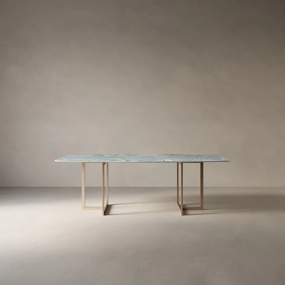 Formed - Diamond Glass Bed - Mobilia Stone