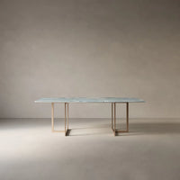 Formed - Diamond Glass Bed - Mobilia Stone